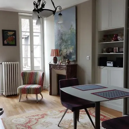Appartement Suprematisme à Vierzon Extérieur photo