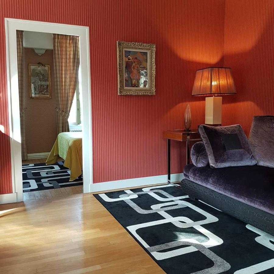 Suprematisme De Prestige * Vierzon